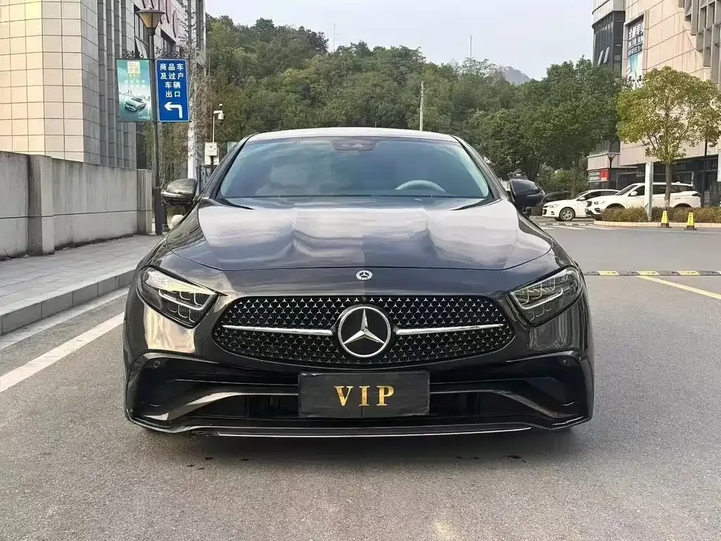 Mercedes-Benz CLS — фото 9