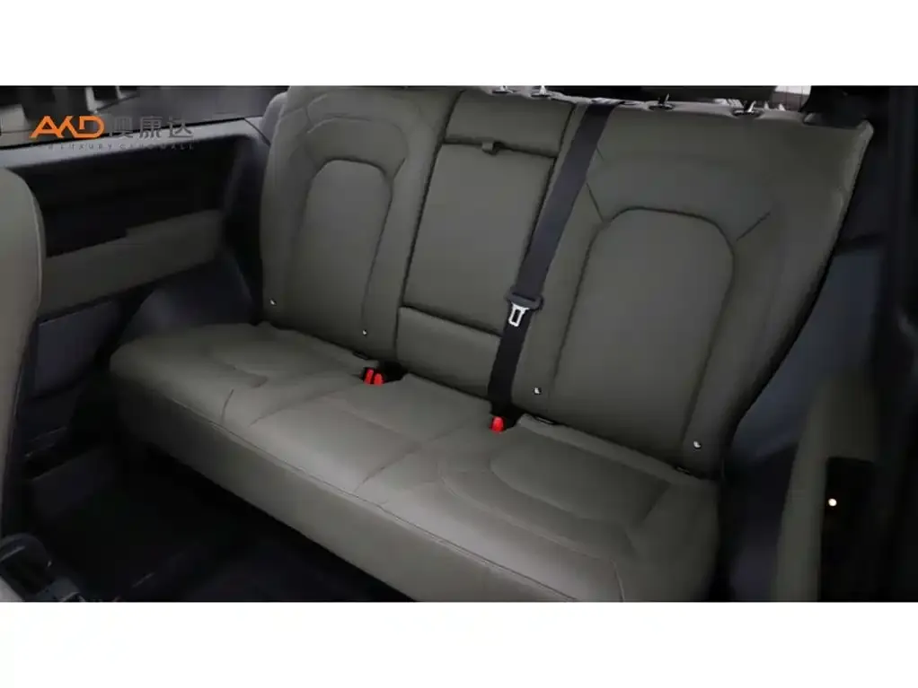 Land Rover Defender 2023 из CN, фото 8