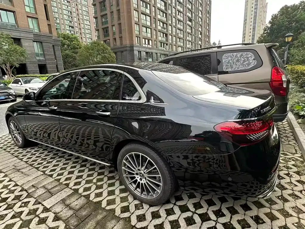 Mercedes-Benz E-Class 2023 из CN, фото 10