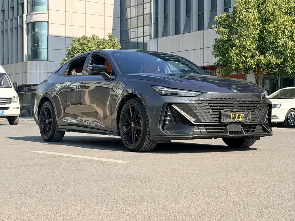 Changan UNI-V 2023 из CN, фото 3
