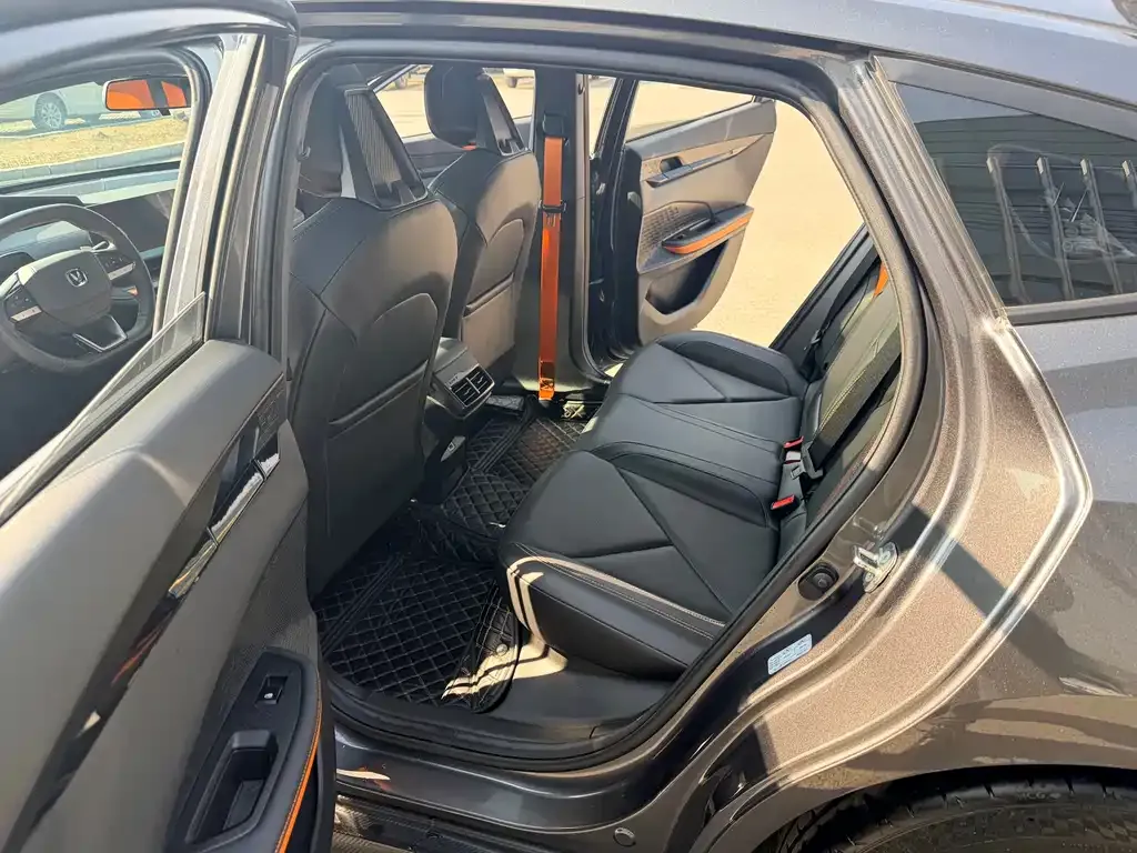 Changan UNI-V 2023 из CN, фото 9