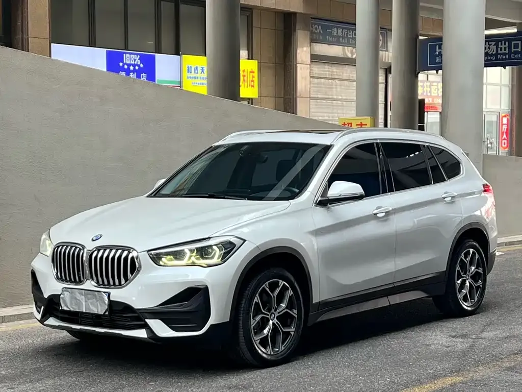 BMW X1 2021 из CN, фото 1