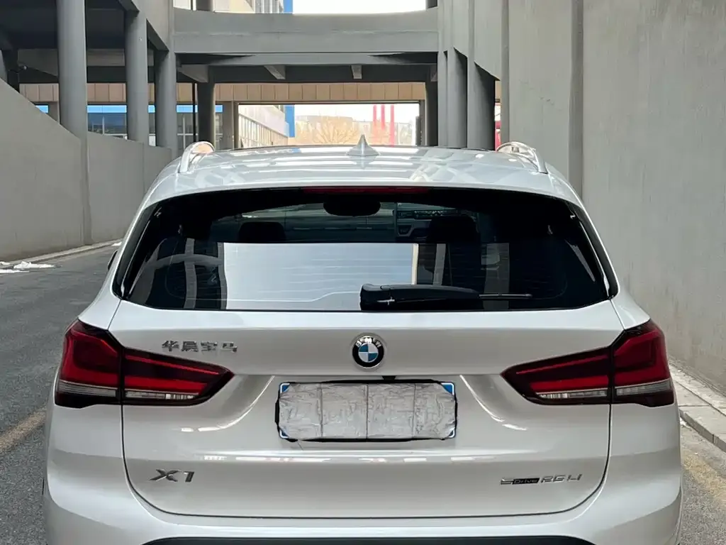 BMW X1 2021 из CN, фото 8