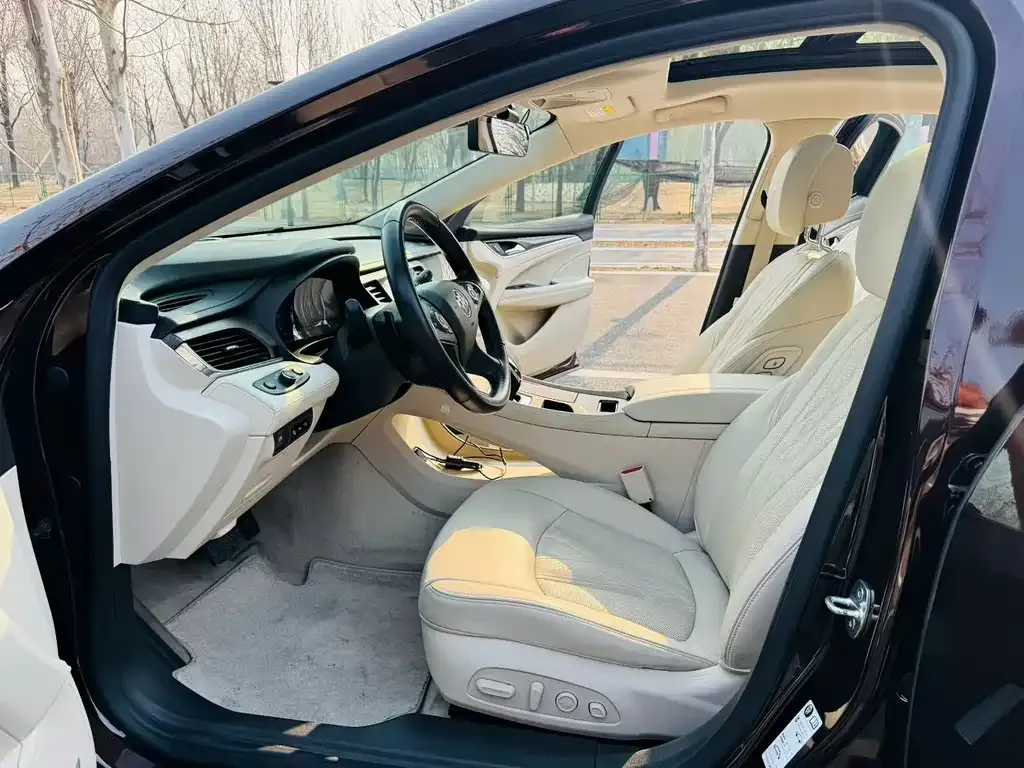 Buick LaCrosse 2022 из CN, фото 4
