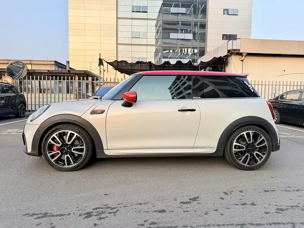 MINI JCW (John Cooper Works) 2022 из CN, фото 9