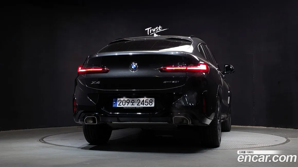 BMW X4 2023 из KR, фото 3