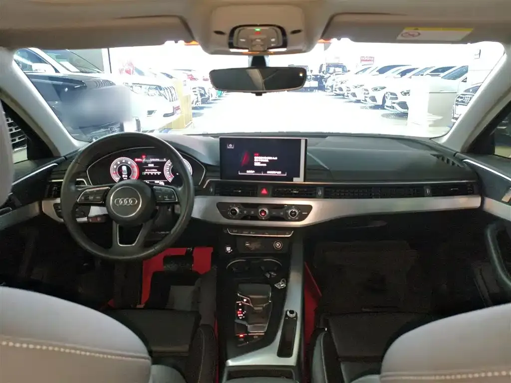 Audi A4L 2024 из CN, фото 9