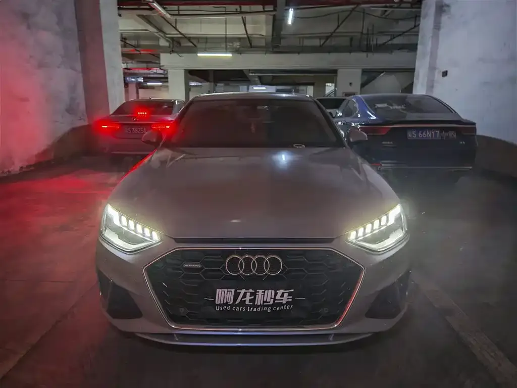 Audi A4L 2021 из CN, фото 4