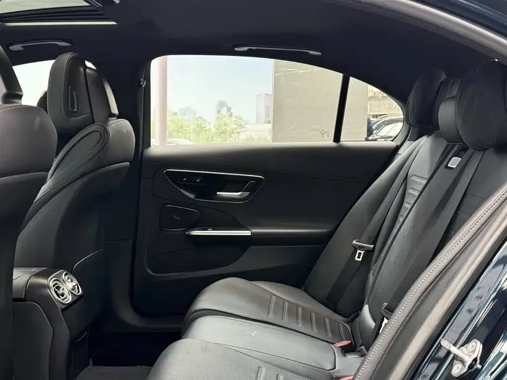 Mercedes-Benz C-Class 2024 из CN, фото 4