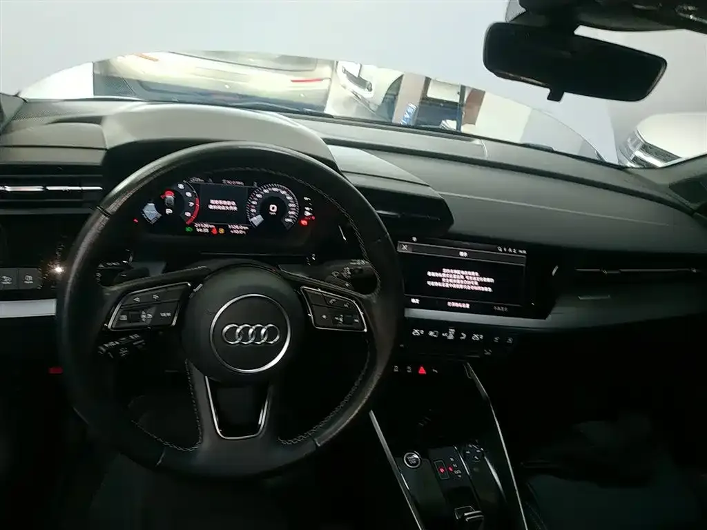 Audi A3 2023 из CN, фото 10