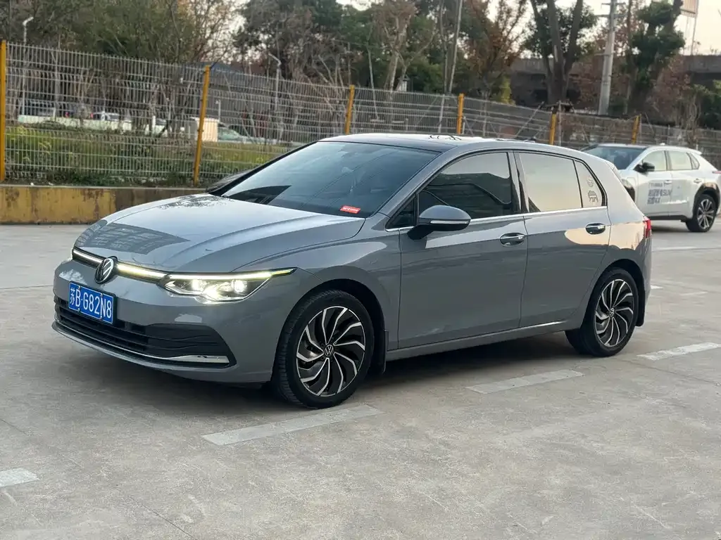 Volkswagen Golf 2022 из CN, фото 1