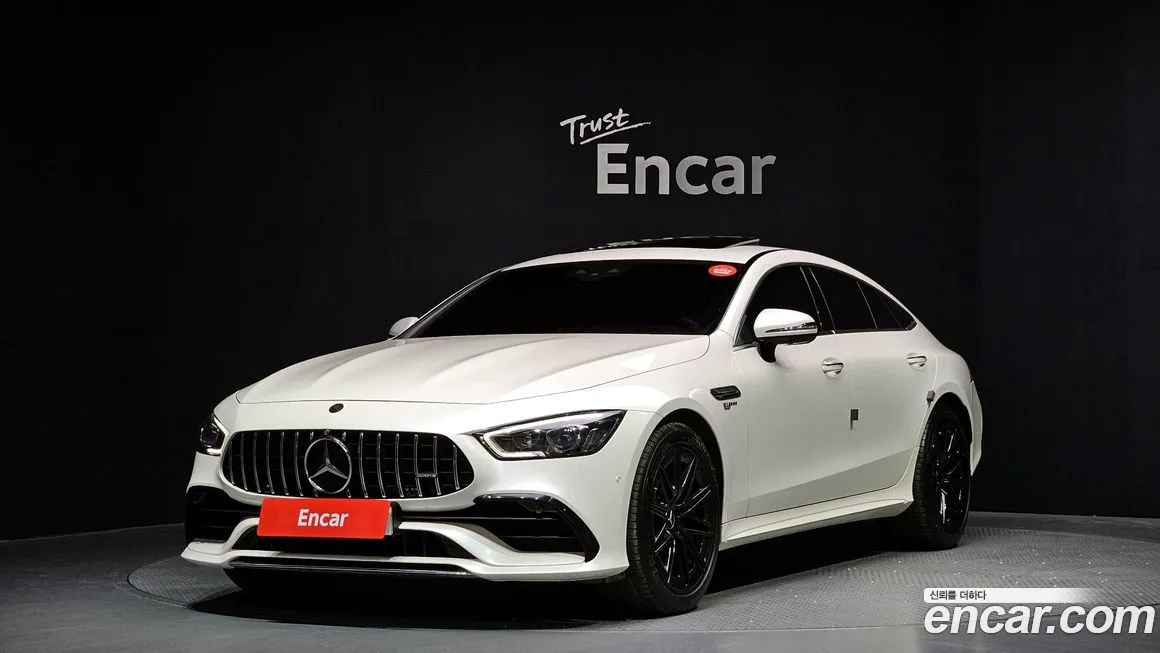 Mercedes-Benz AMG GT — фото 1