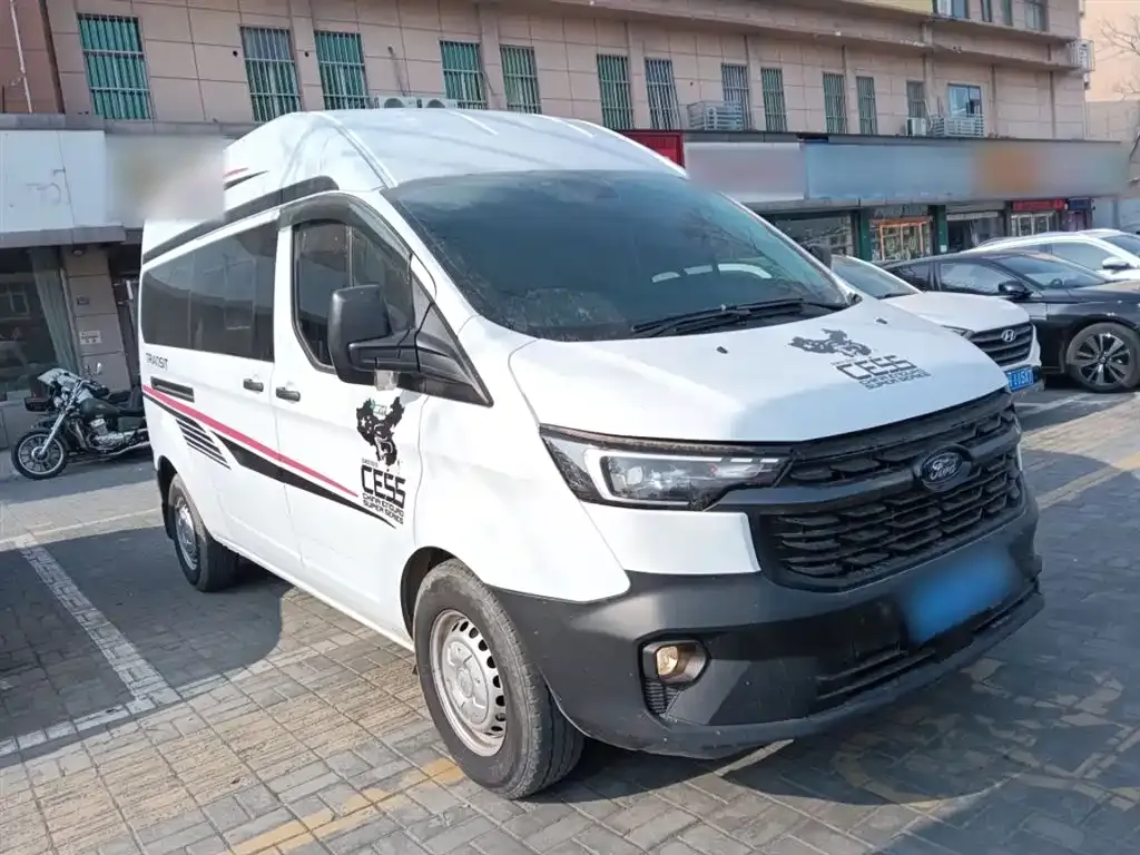 Ford Transit 2024 из CN, фото 4
