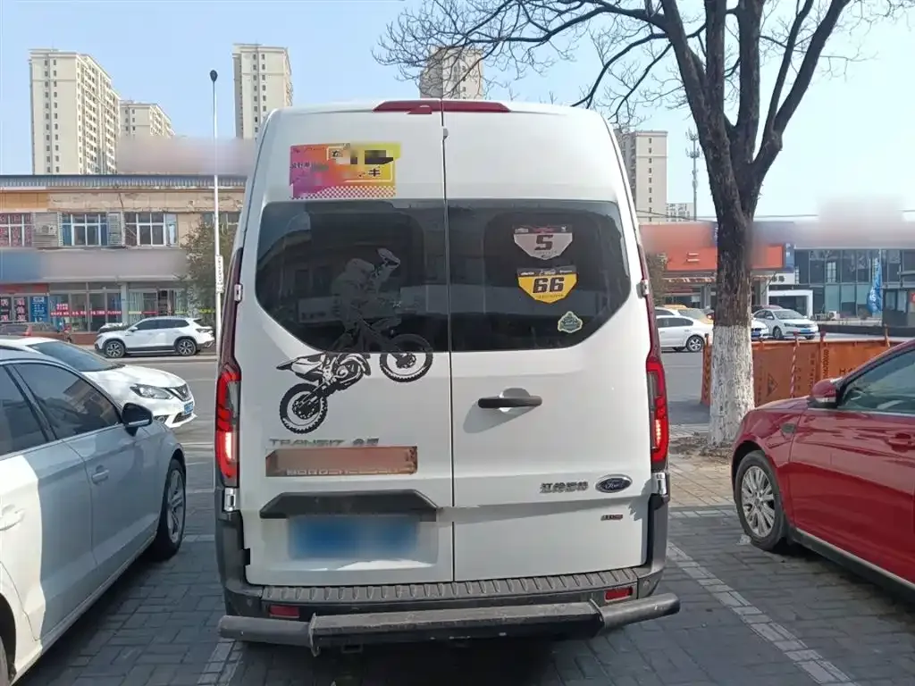 Ford Transit 2024 из CN, фото 3