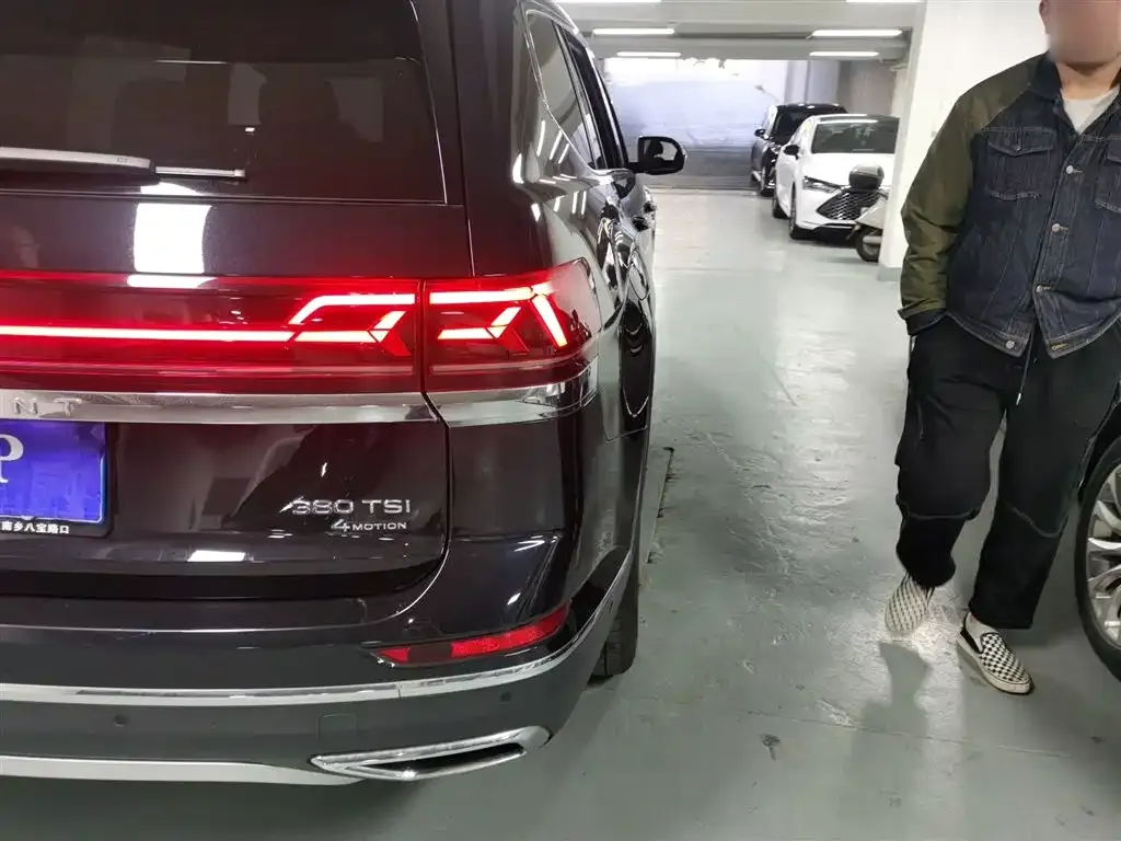 Volkswagen Teramont 2023 из CN, фото 10
