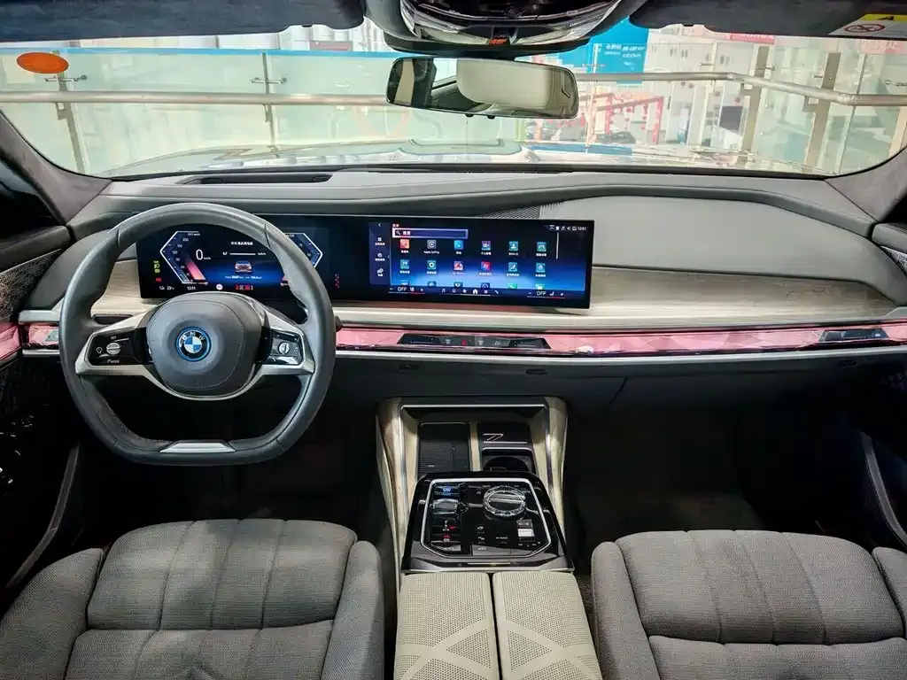 BMW i7 2022 из CN, фото 6