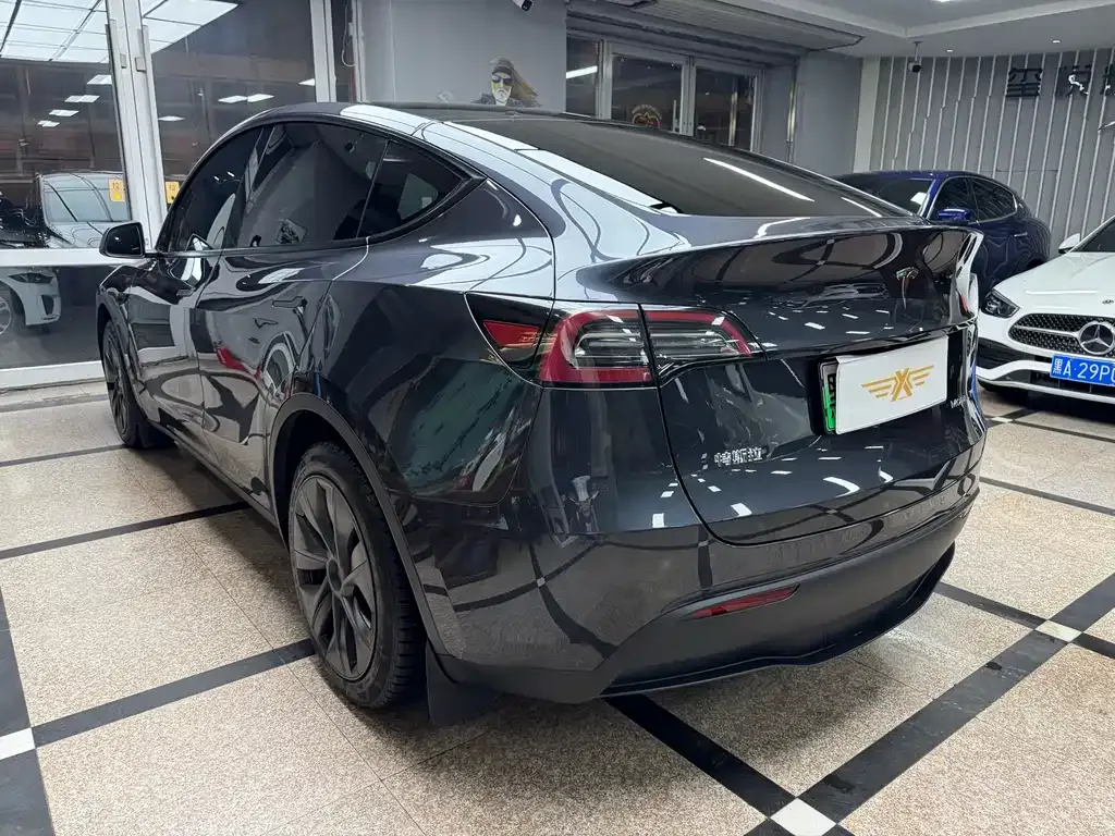 Tesla Model Y 2024 из CN, фото 7