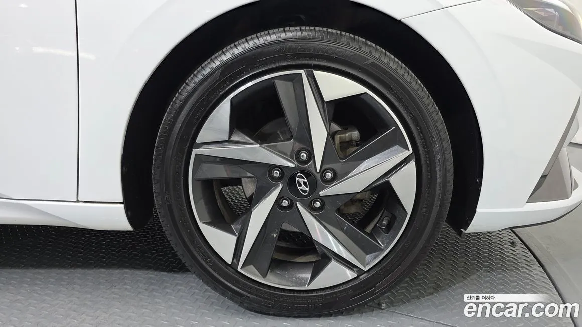 Hyundai AVANTE 2021 из KR, фото 8