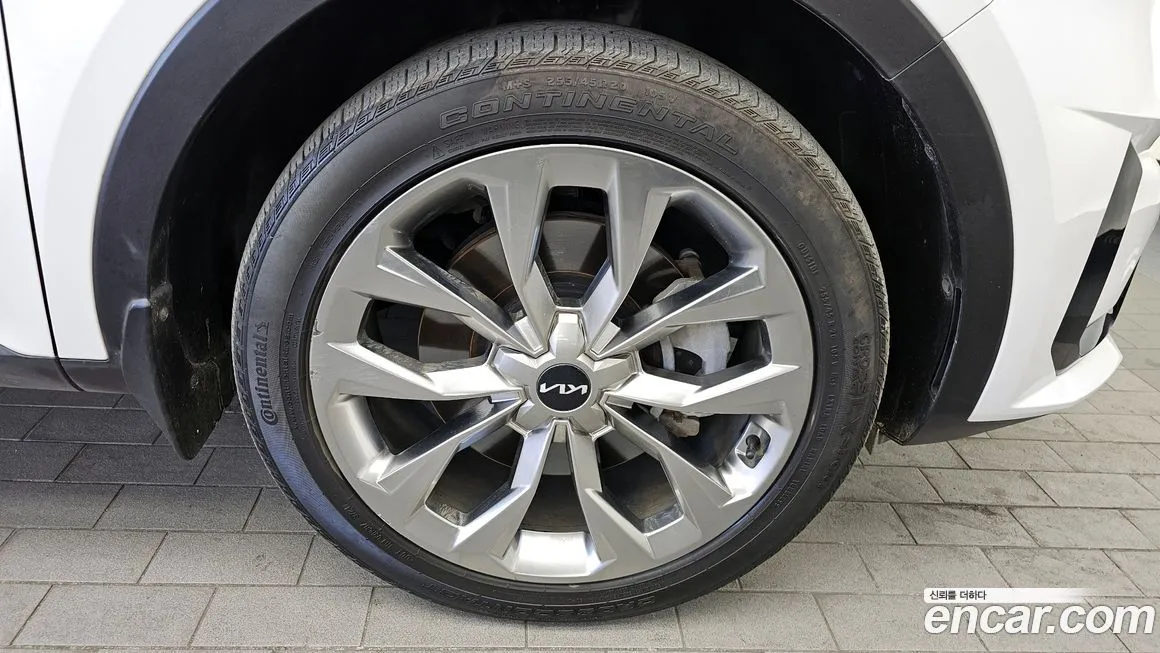 Kia Sorento — фото 10