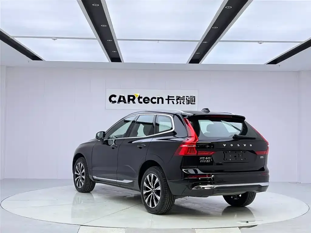 Volvo XC60 2025 из CN, фото 7
