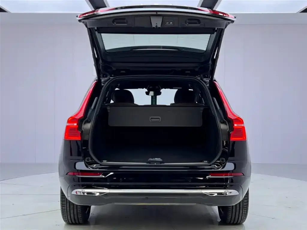 Volvo XC60 2025 из CN, фото 6