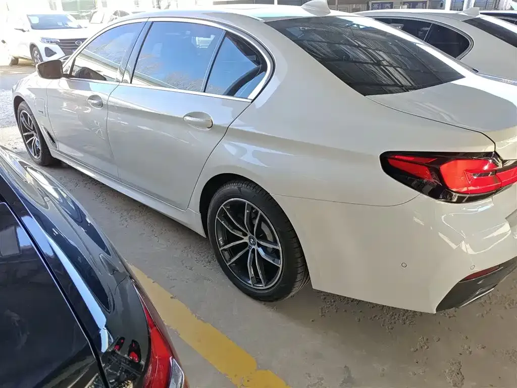 BMW 5 Series New Energy 2023 из CN, фото 7