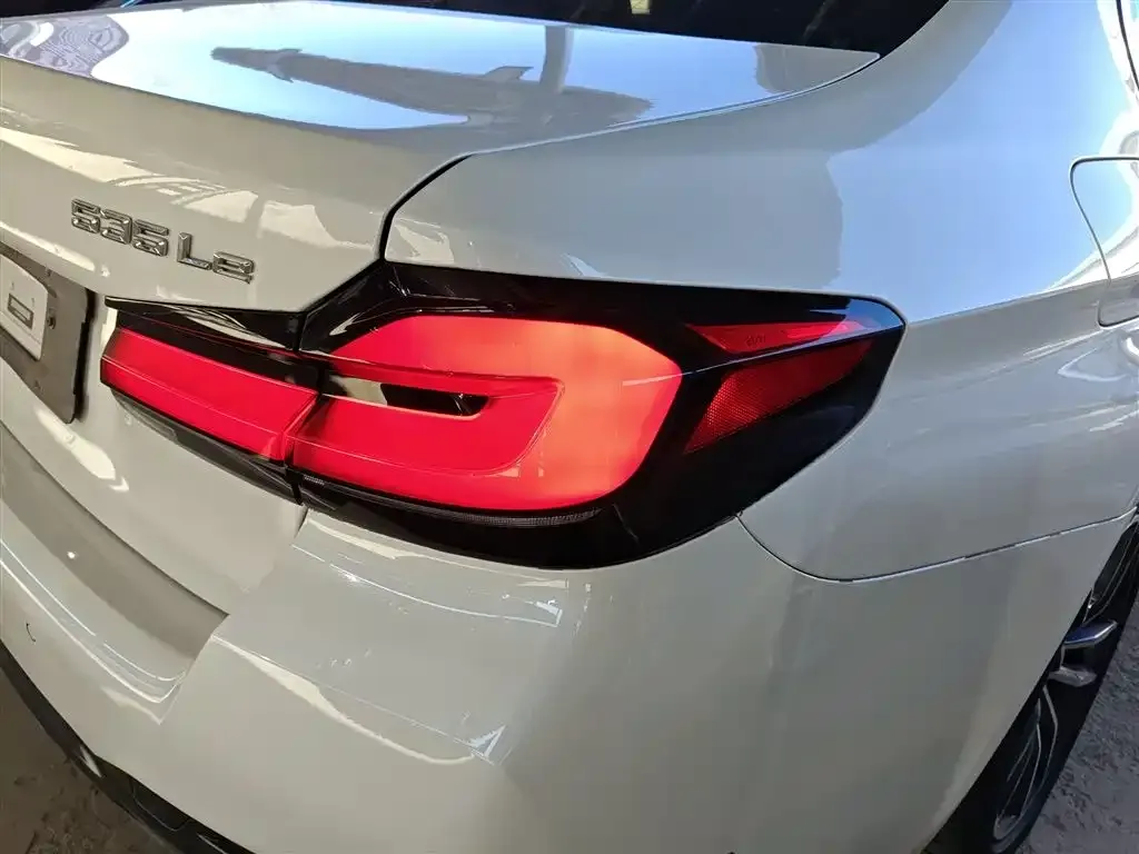 BMW 5 Series New Energy 2023 из CN, фото 2