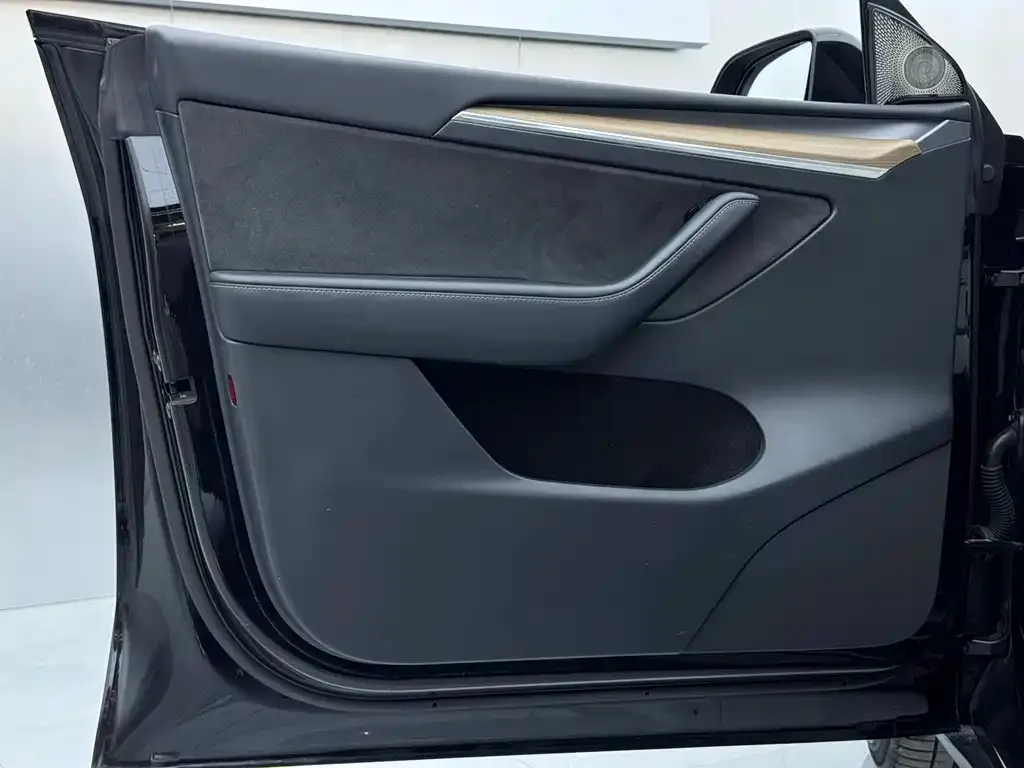 Tesla Model Y 2022 из CN, фото 9