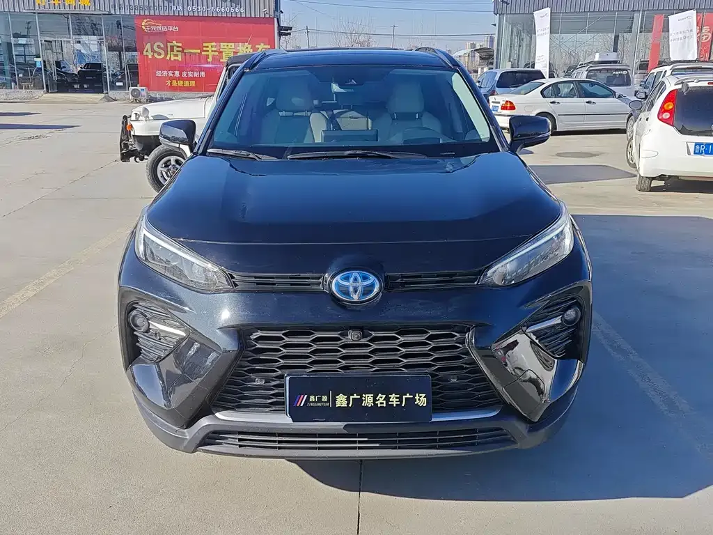 Toyota Wildlander — фото 1