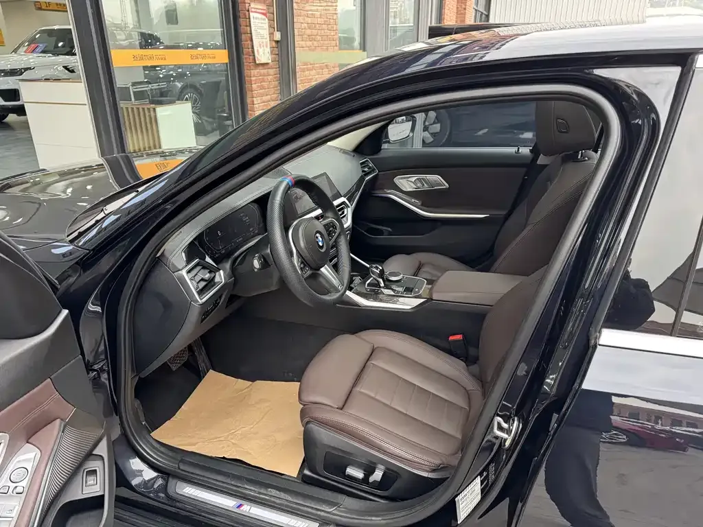 BMW 3 Series 2021 из CN, фото 8