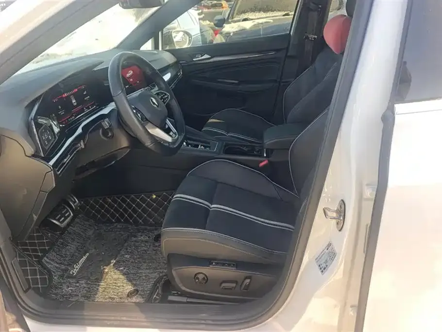 Volkswagen Golf 2022 из CN, фото 8