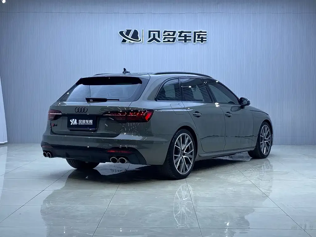 Audi S4 2023 из CN, фото 3