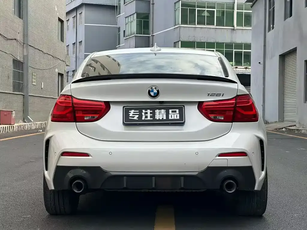 BMW 1 Series 2022 из CN, фото 5