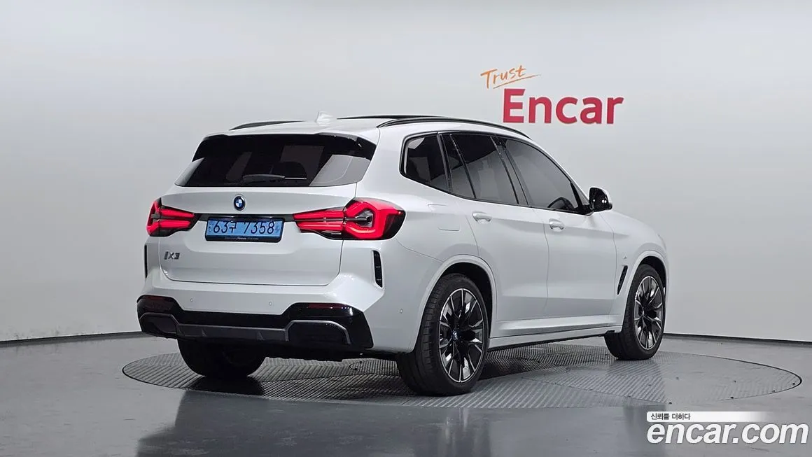 BMW iX3 2024 из KR, фото 3