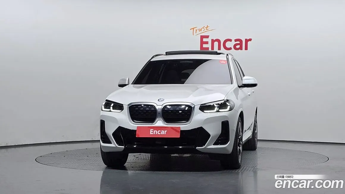 BMW iX3 2024 из KR, фото 2
