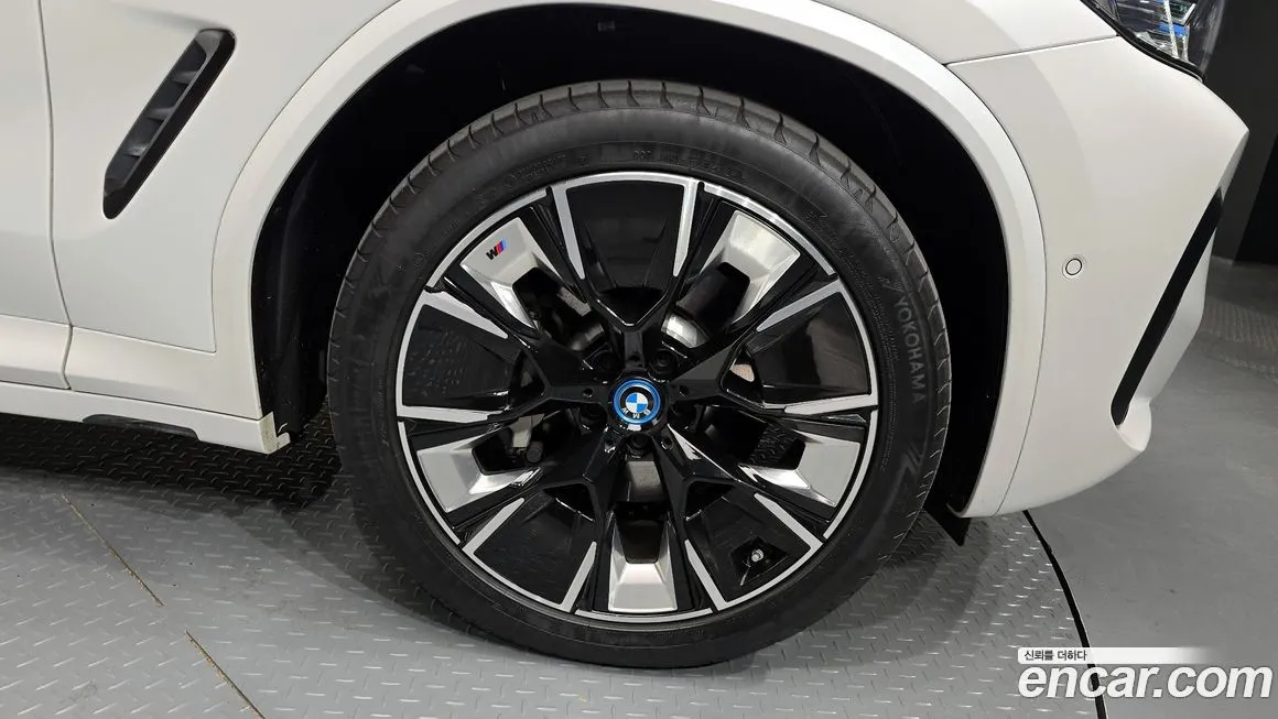 BMW iX3 2024 из KR, фото 10