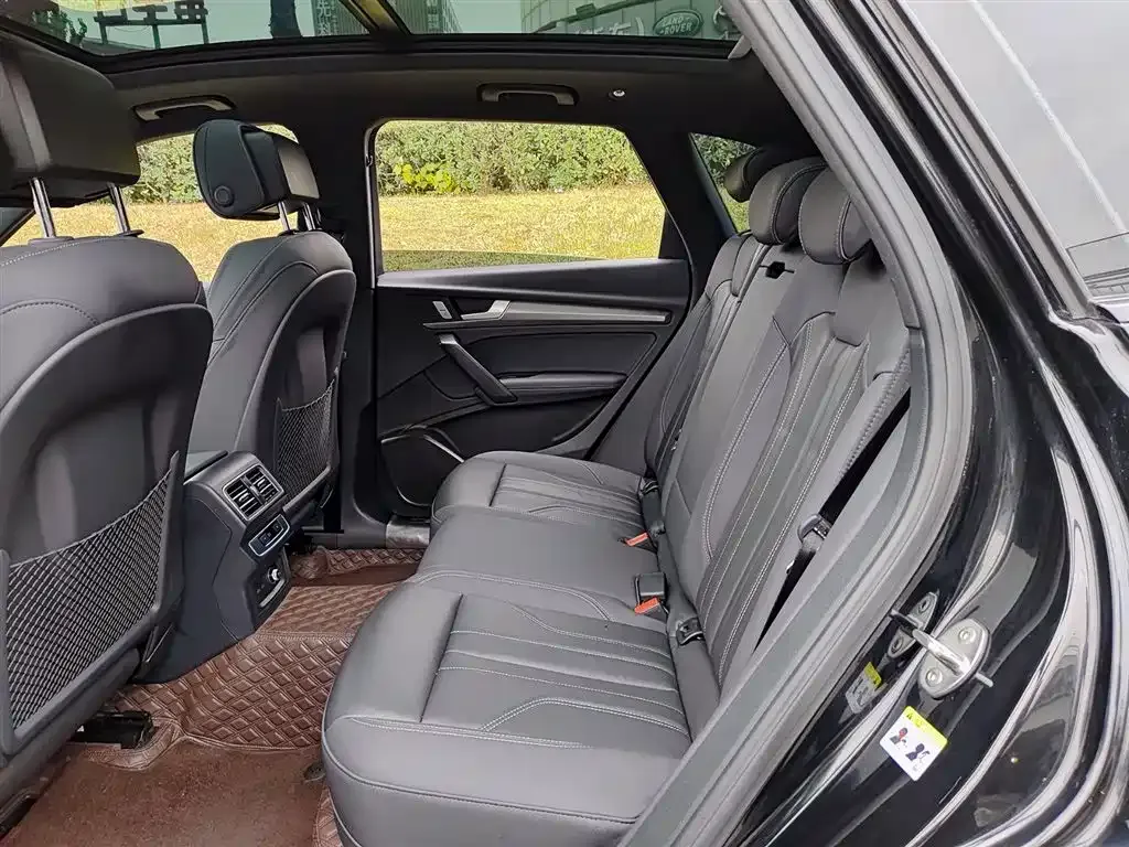 Audi Q5L 2024 из CN, фото 3