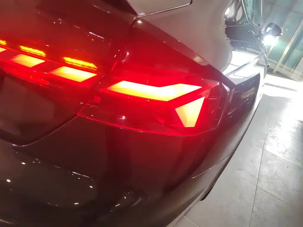 Audi RS 5 2024 из CN, фото 5