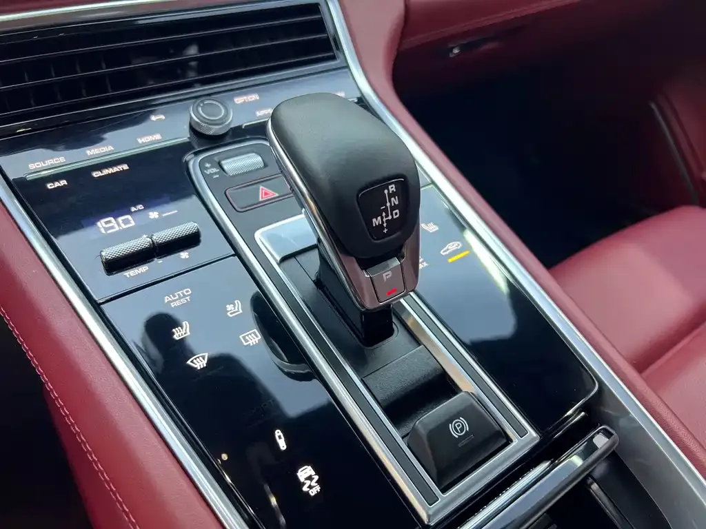 Porsche Panamera 2023 из CN, фото 9