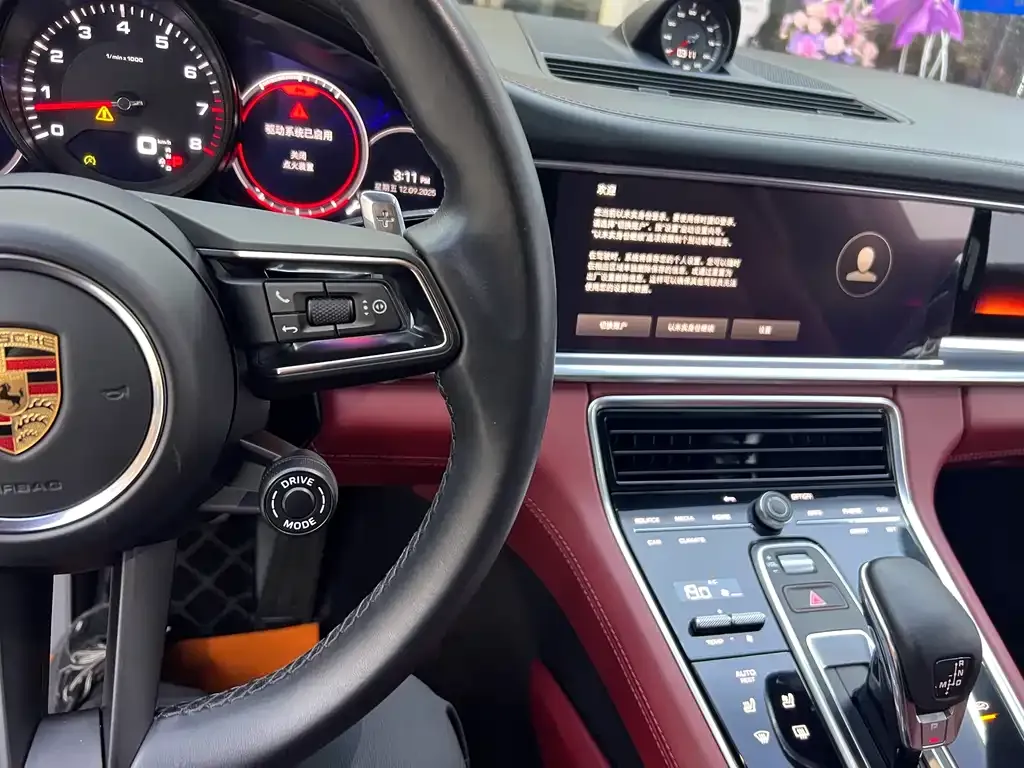 Porsche Panamera 2023 из CN, фото 8