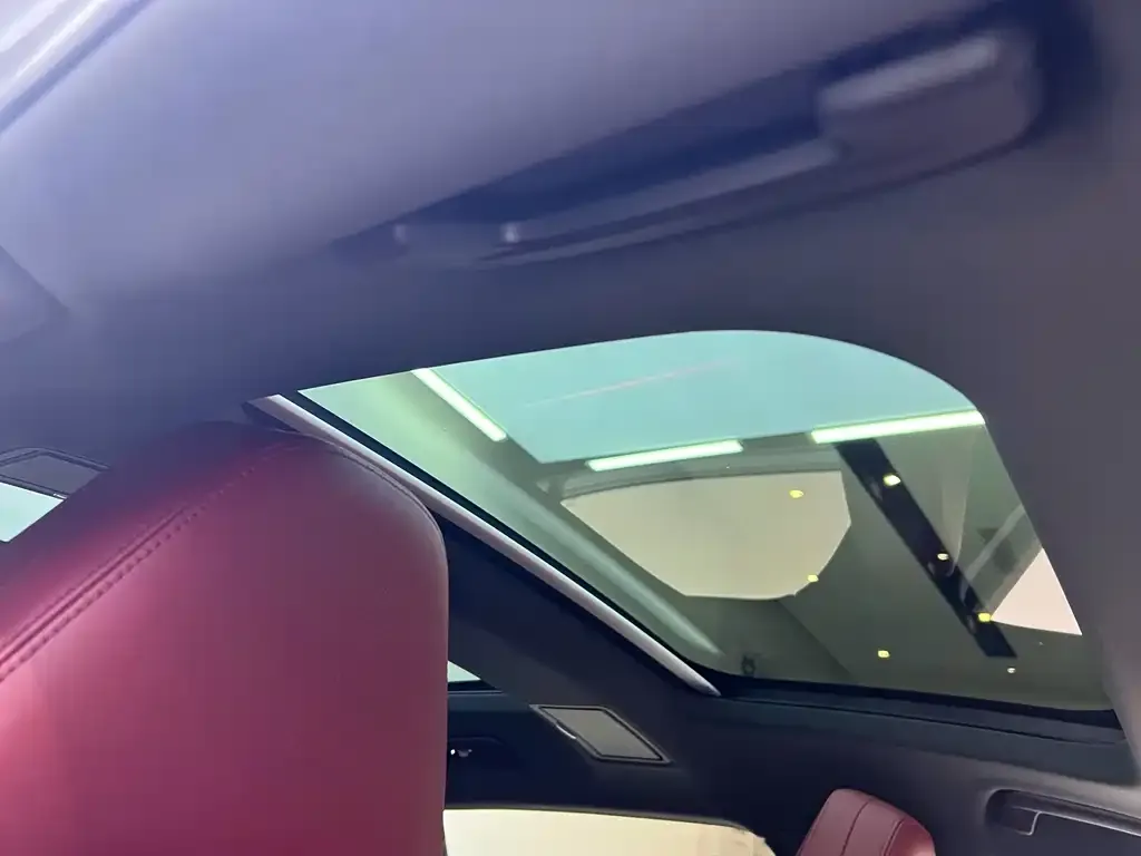 Porsche Panamera 2023 из CN, фото 2
