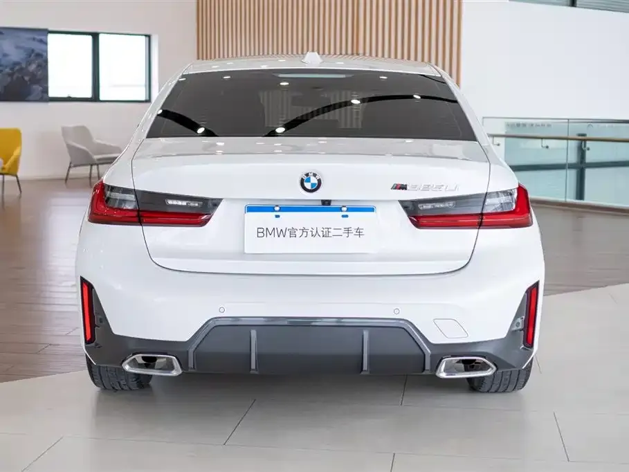 BMW 3 Series 2024 из CN, фото 2
