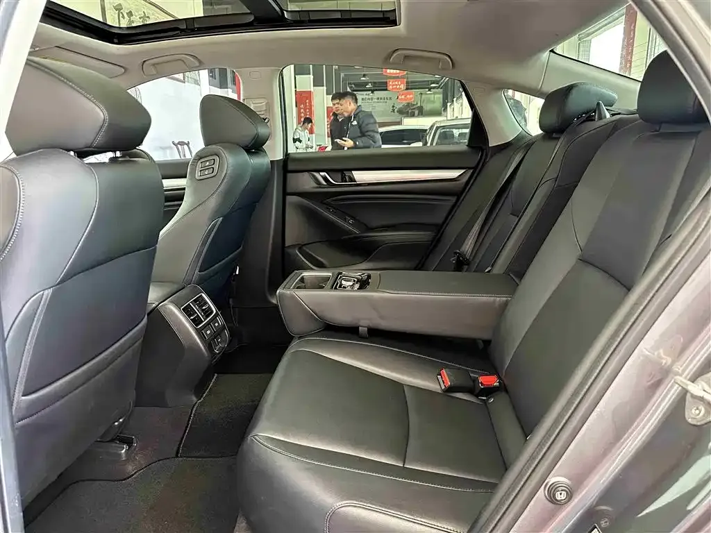 Honda Accord 2021 из CN, фото 9