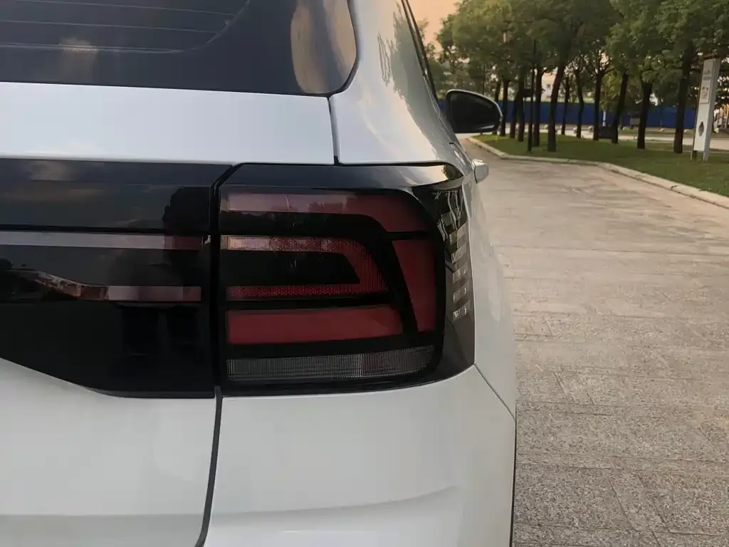 Volkswagen T-Cross 2023 из CN, фото 2