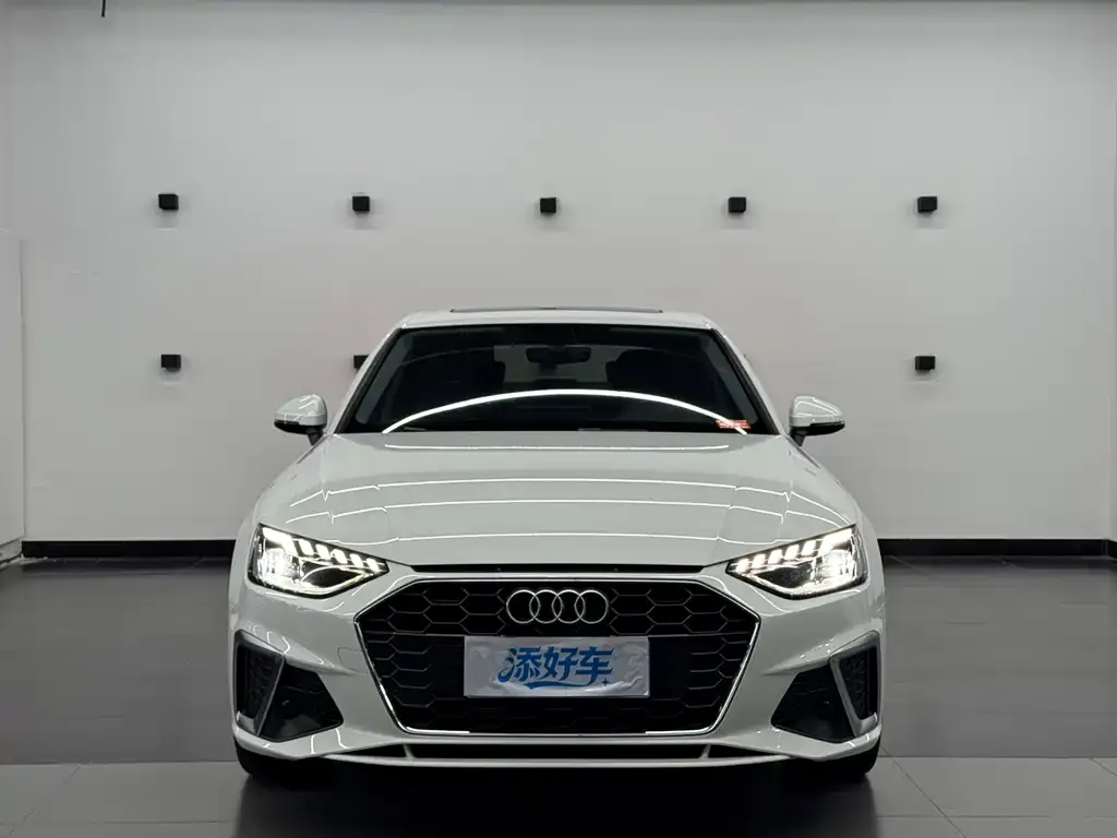 Audi A4L 2023 из CN, фото 7