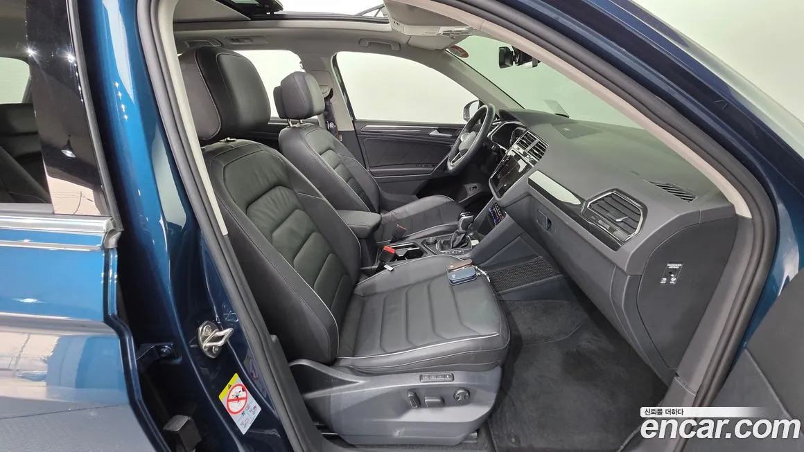 Volkswagen Tiguan — фото 4
