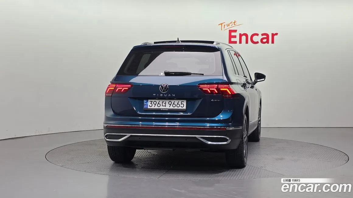 Volkswagen Tiguan — фото 5