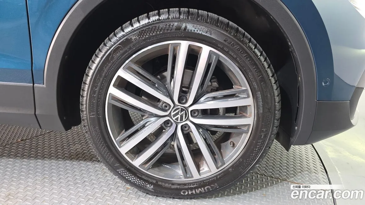 Volkswagen Tiguan — фото 3