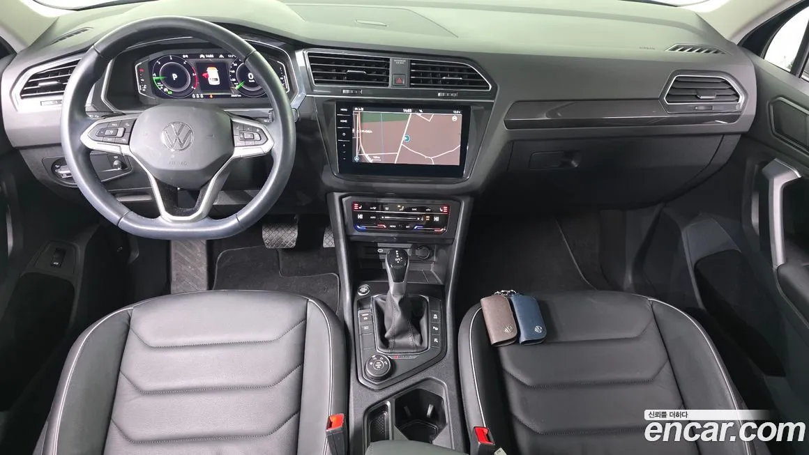 Volkswagen Tiguan — фото 2
