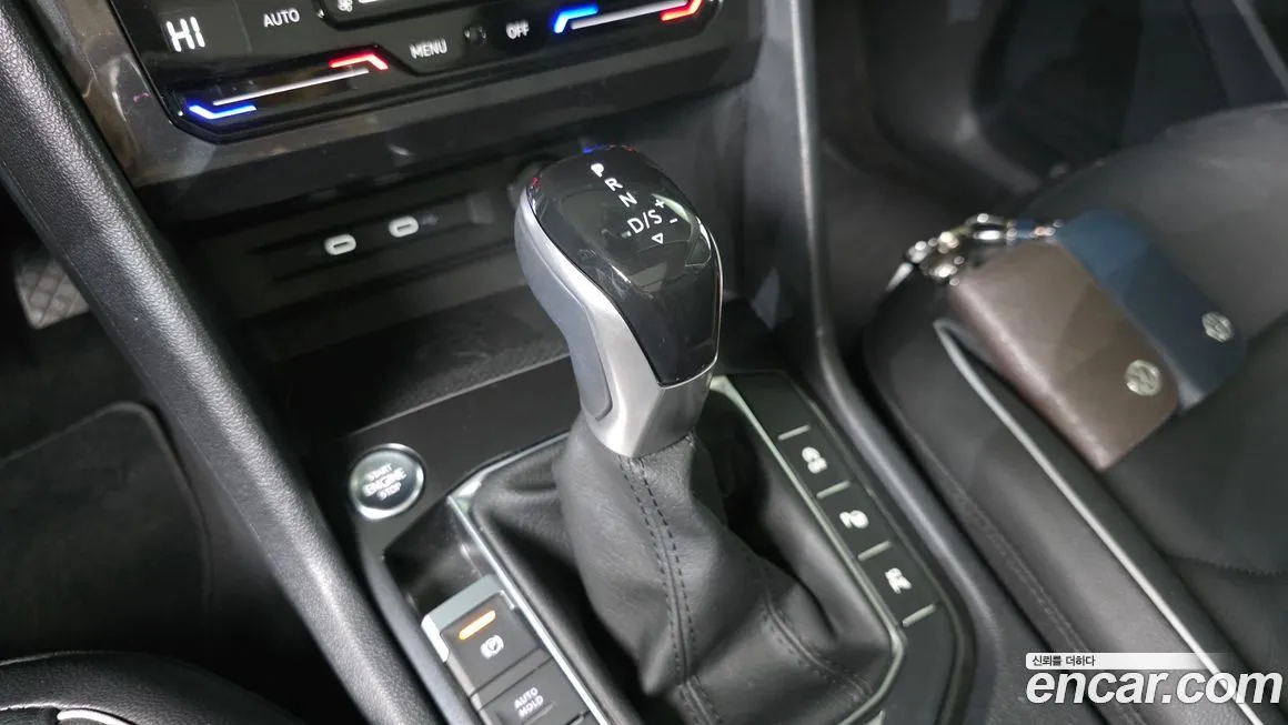 Volkswagen Tiguan — фото 7